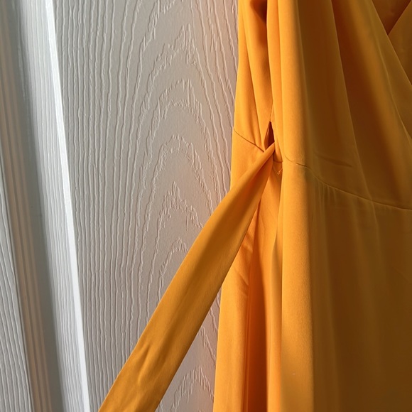 Lulu’s Wrap Dress - Picture 9 of 12